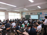 総合的な学習の時間です。
